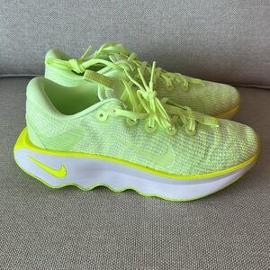 Nike WMNS Motiva Size US 9.5